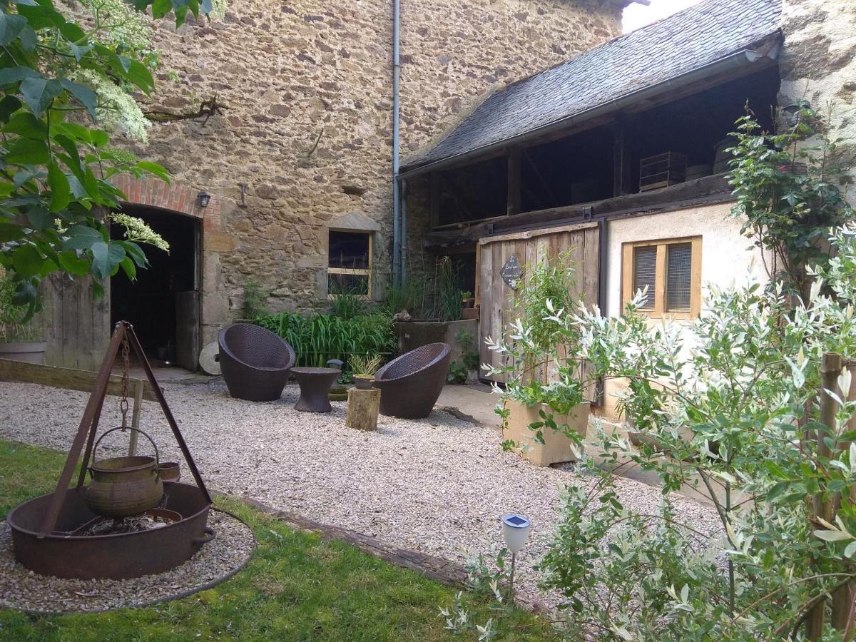 La Ferme Les Mamours Bed and Breakfast La Bastide-l'Eveque Buitenkant foto